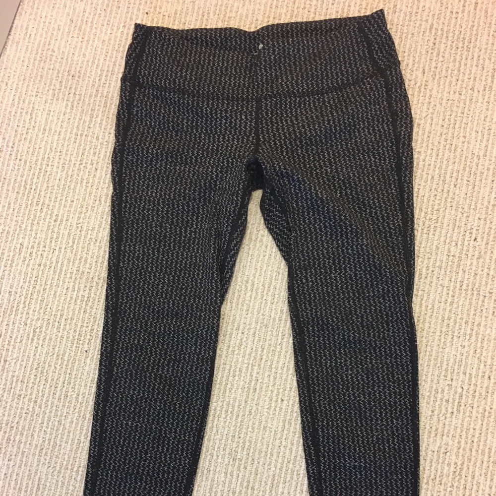 Patterned Athleta Yoga Pants